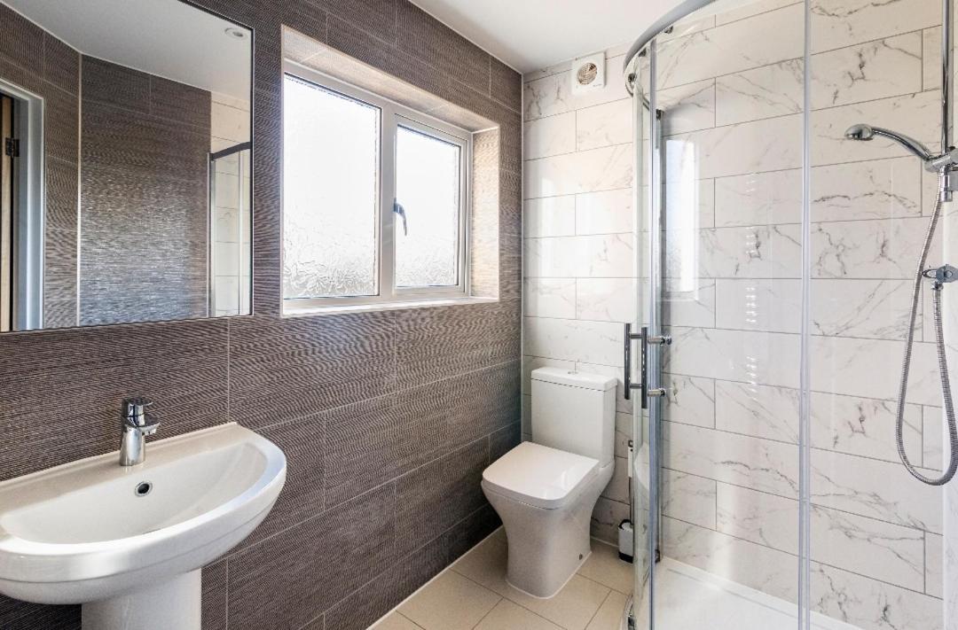 Luxury House 4 Ensuite Bedrooms, Free Parking ,Wifi Oxford Ngoại thất bức ảnh