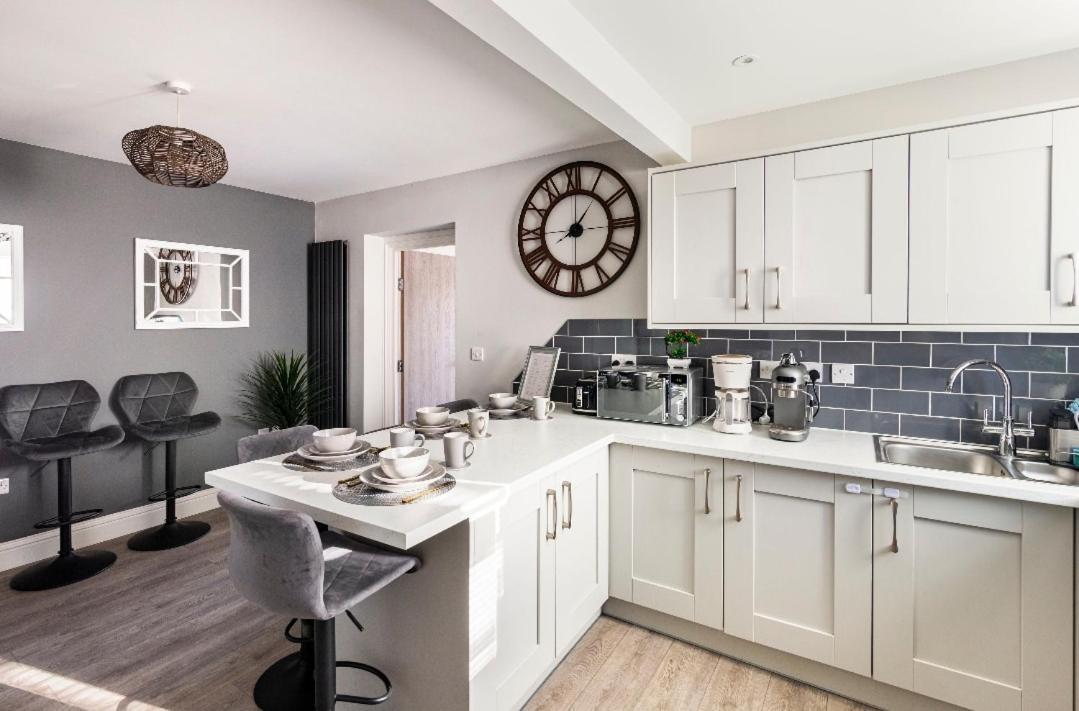 Luxury House 4 Ensuite Bedrooms, Free Parking ,Wifi Oxford Ngoại thất bức ảnh